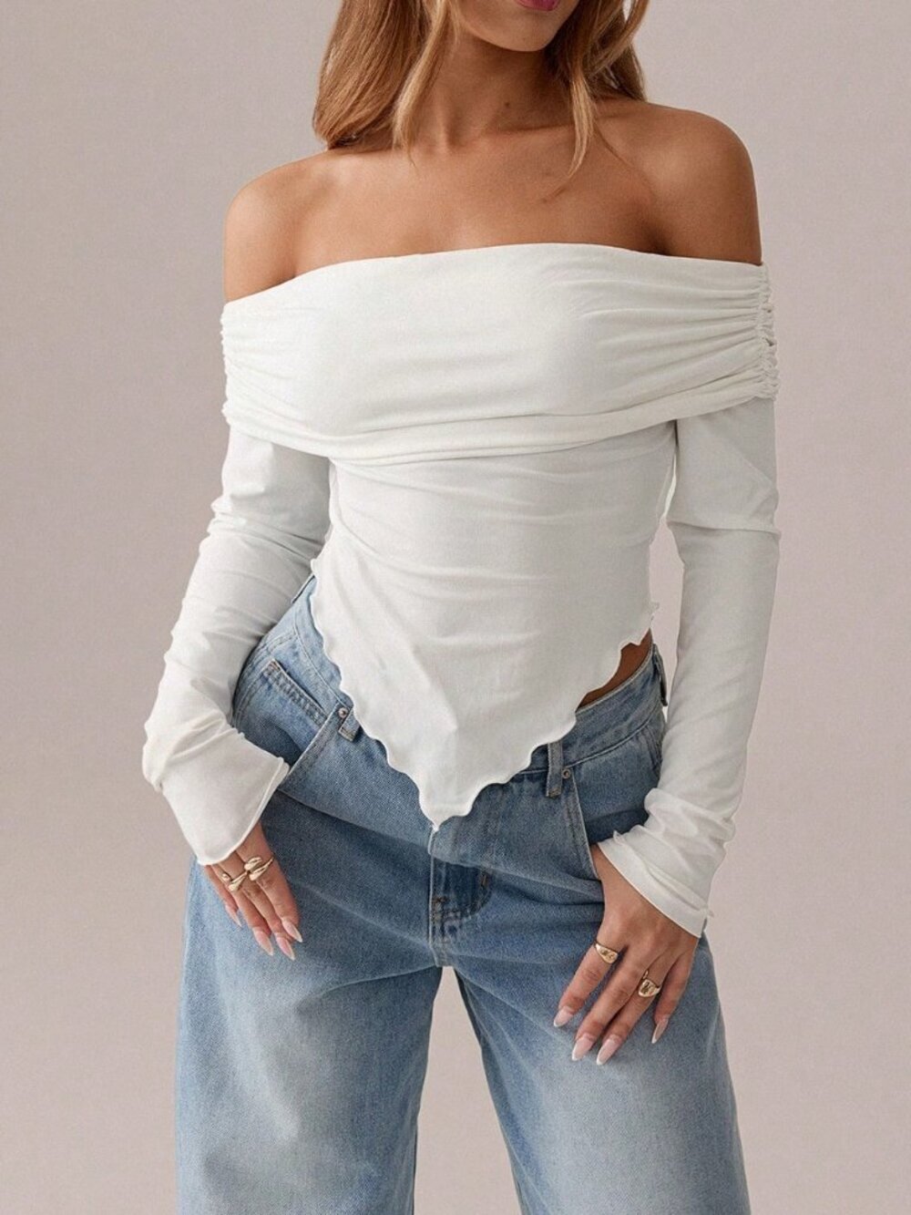 White Casual Women's Asymmetric Off shoulder Long Sleeve T-Shirt